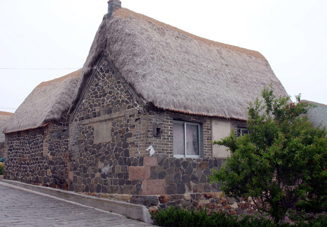 室外大理石花崗巖地面鋪裝石材種類及價(jià)格(圖3)