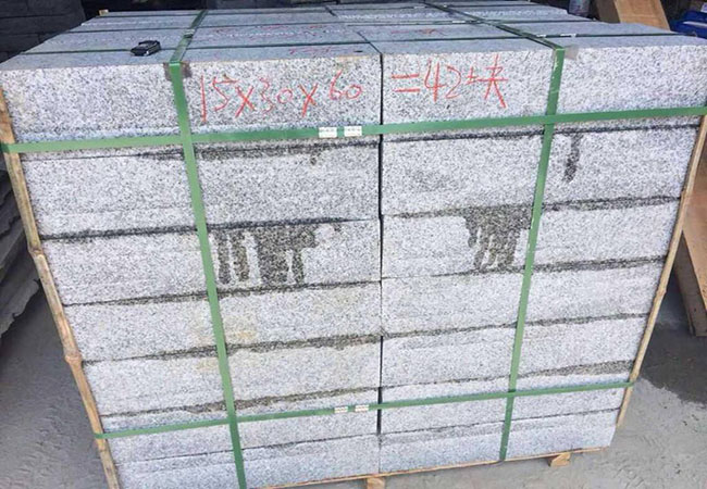 芝麻黑欄桿石價格行情多少(圖1)