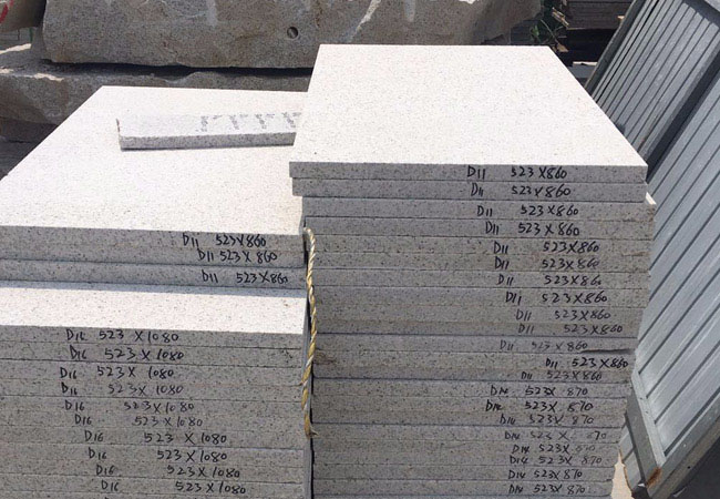 芝麻黑g654導(dǎo)盲磚價(jià)格多少