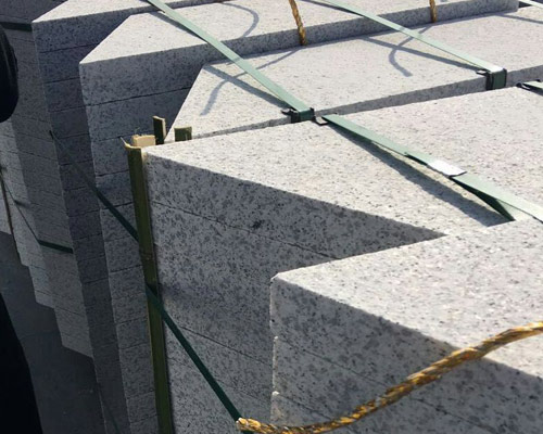 雄安新區(qū)石材廠家供應(yīng)臺(tái)階石路沿石欄桿石構(gòu)件(圖3)