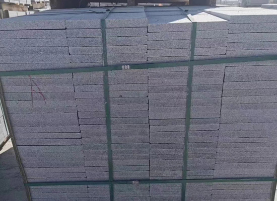 雨水篦子溝蓋板鍍鋅層厚度每減0.01mm降本￥17但壽命縮4.3年(圖3)