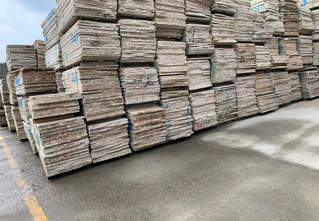 地鋪石在小院應(yīng)用中尺寸穩(wěn)定性與墊層抗沉降性能關(guān)聯(lián)要求