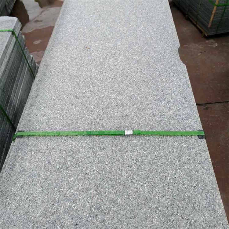 芝麻黑石材廠家提供花崗巖價格聯(lián)系方式