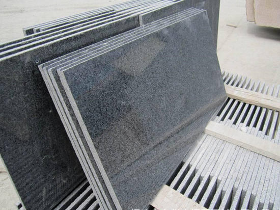芝麻黑花崗巖30厚價格
