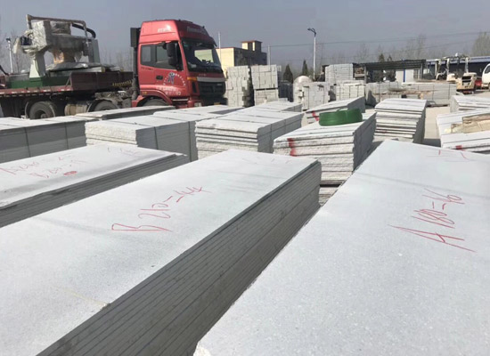 芝麻灰花崗巖優(yōu)缺點(diǎn)？