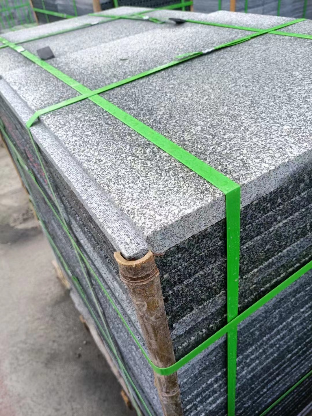 白色大理石花崗巖產(chǎn)地及價格(圖2)