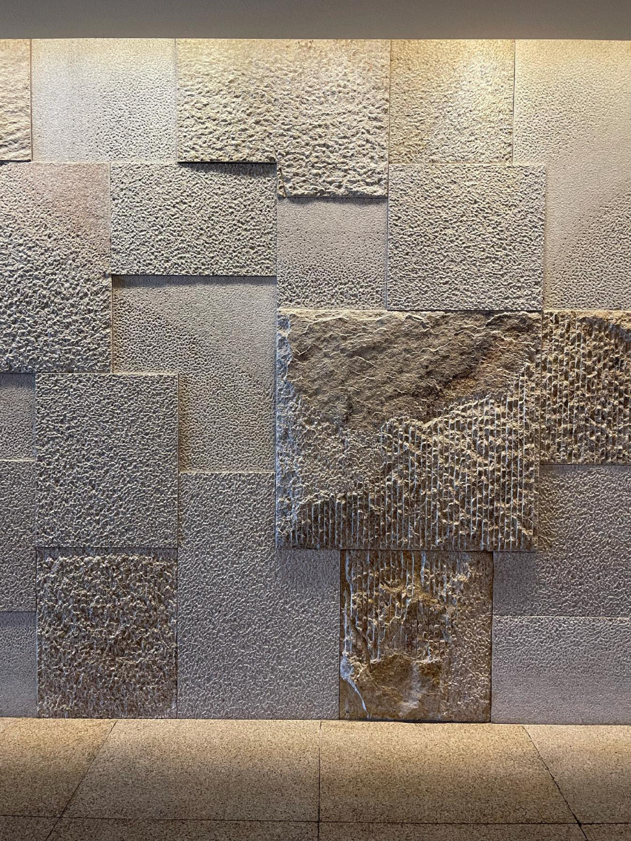 石材背景墻|天然花崗巖石材、每一個(gè)都與眾不同