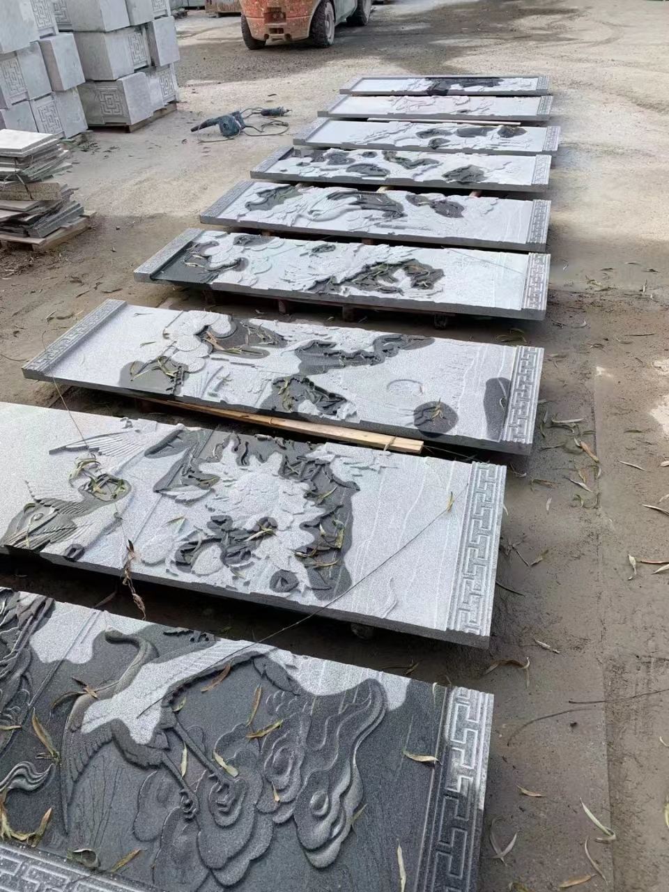 石材雕刻廠家刻字、鏤空雕工藝